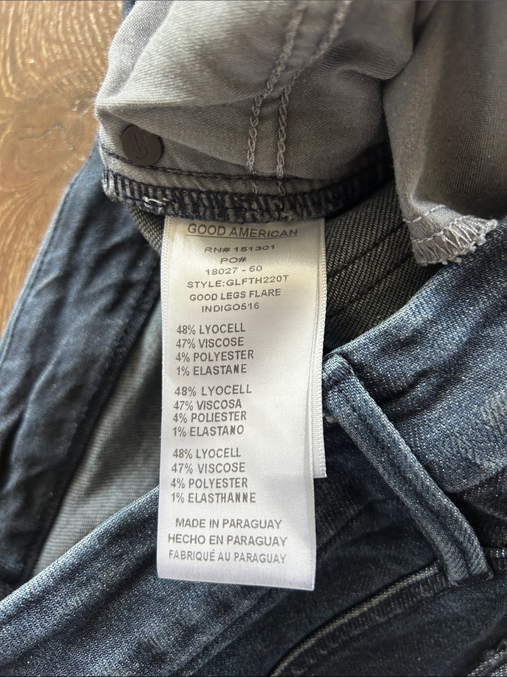 Good American Good Leg Flare Jeans - Picture 4 of 8